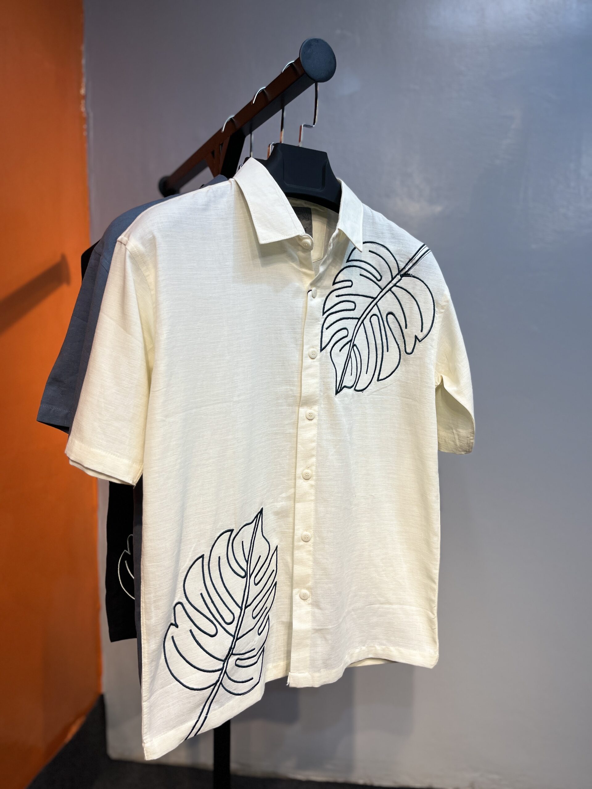 Embroidery Drop Sholder Shirt