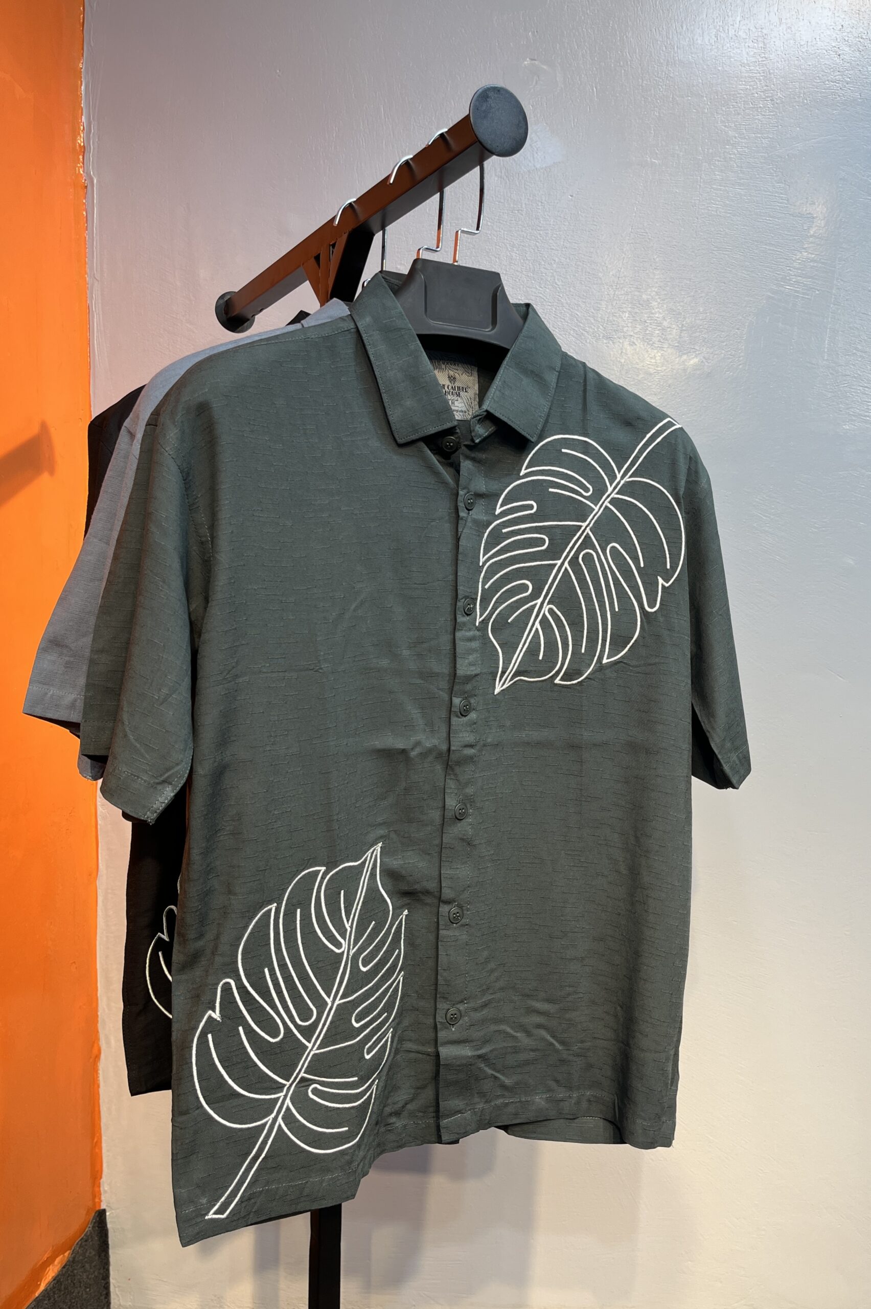 Embroidery Drop Sholder Shirt