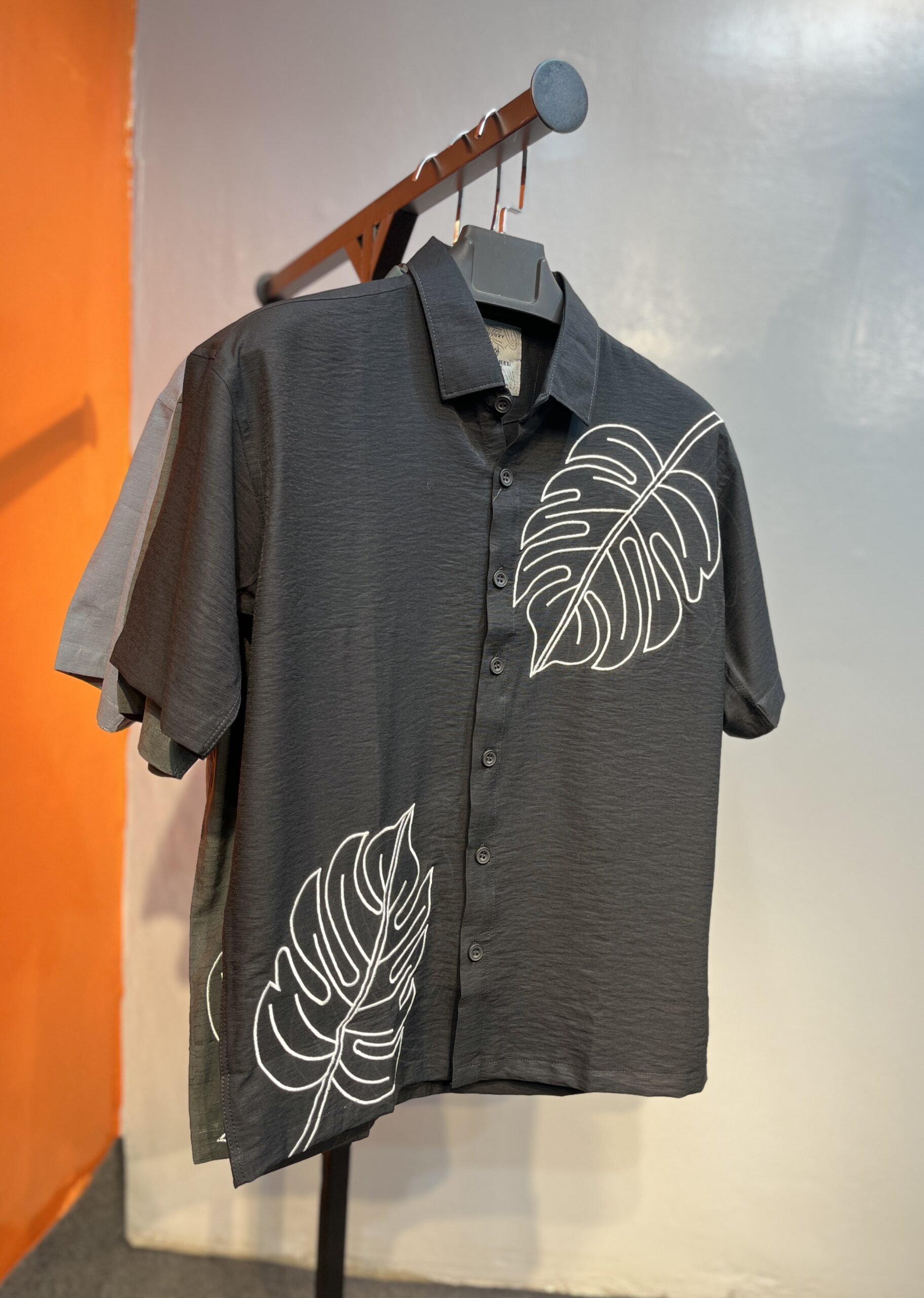 Embroidery Drop Sholder Shirt