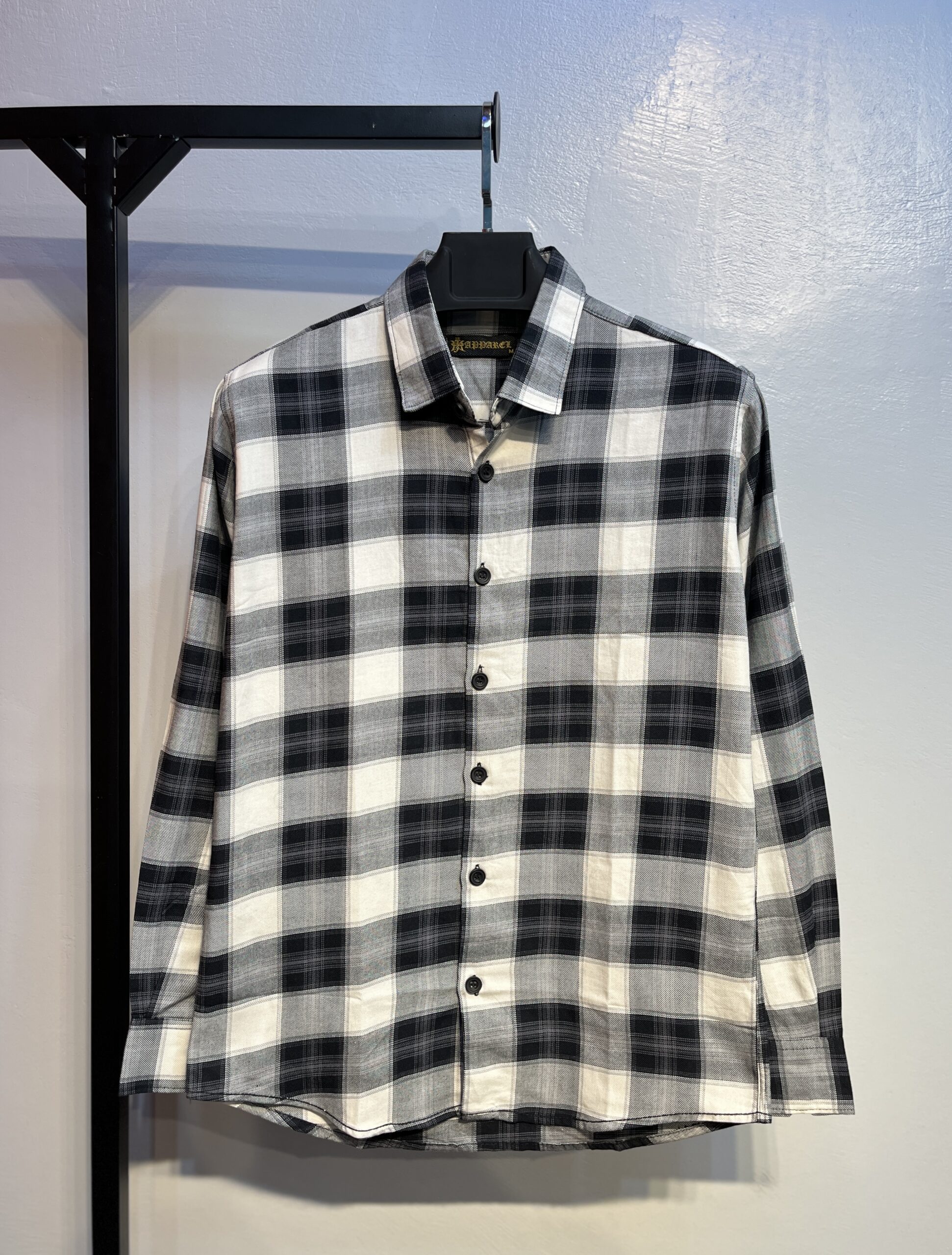 Full Sleeve Pocket Less Check Shirt