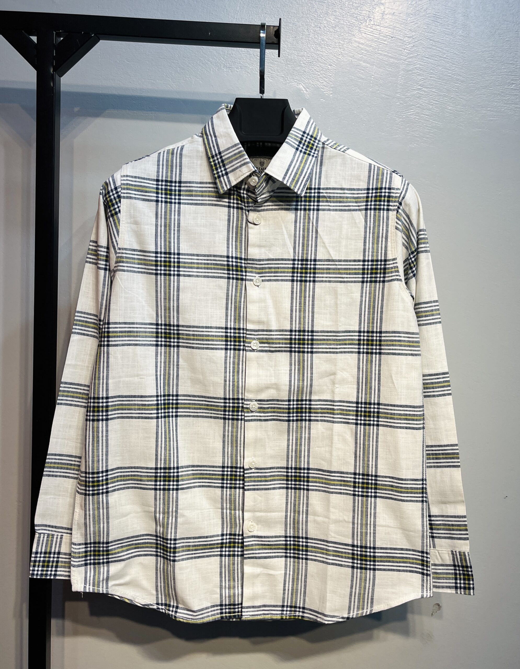 Full Sleeve Pocket Less Check Shirt
