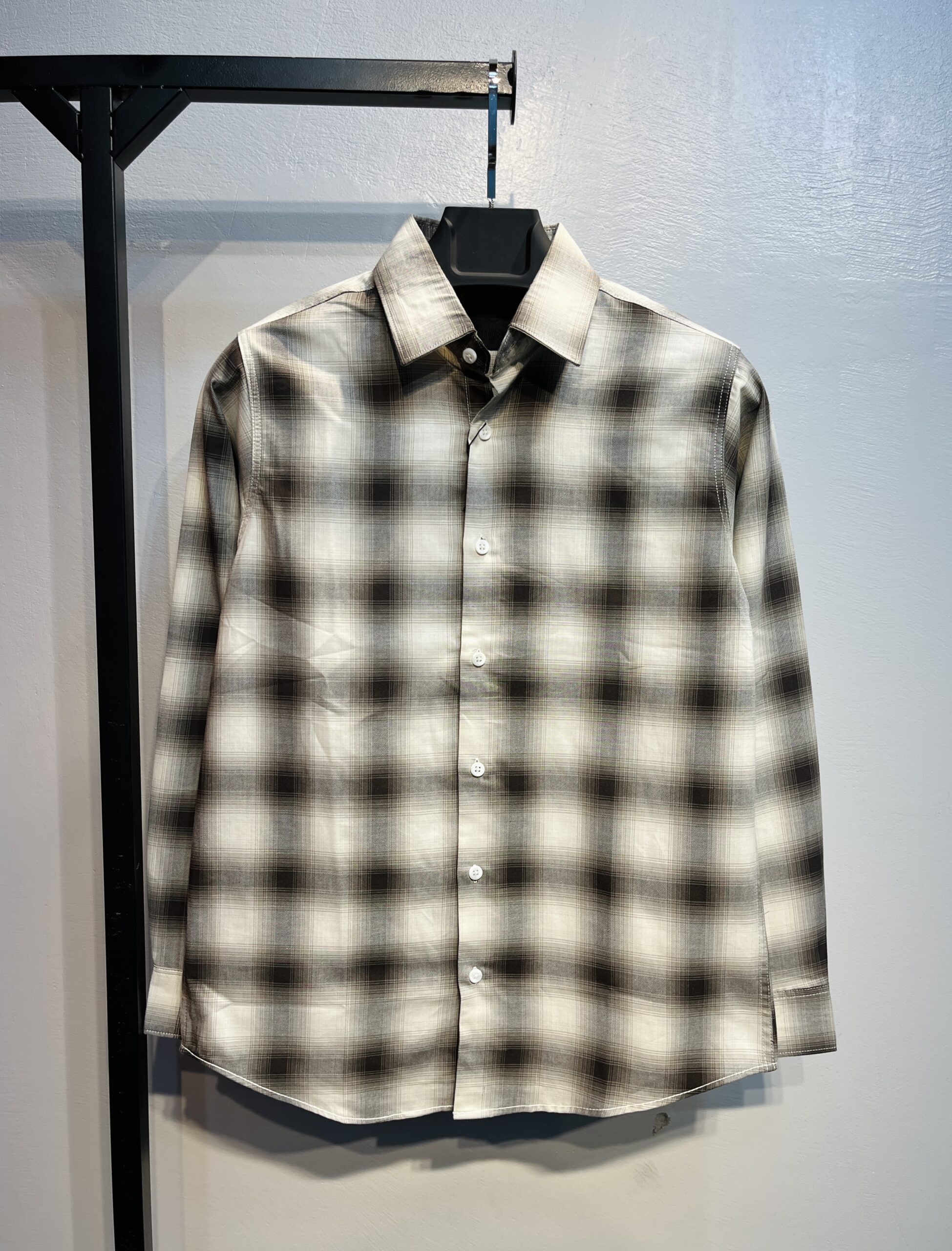 Full Sleeve Pocket Less Check Shirt