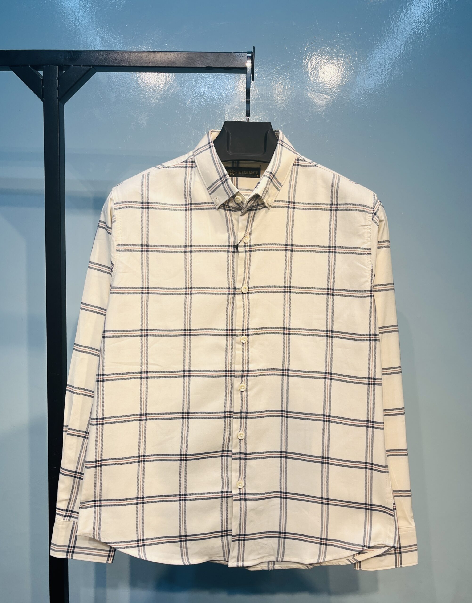 Full Sleeve Pocket Less Check Shirt
