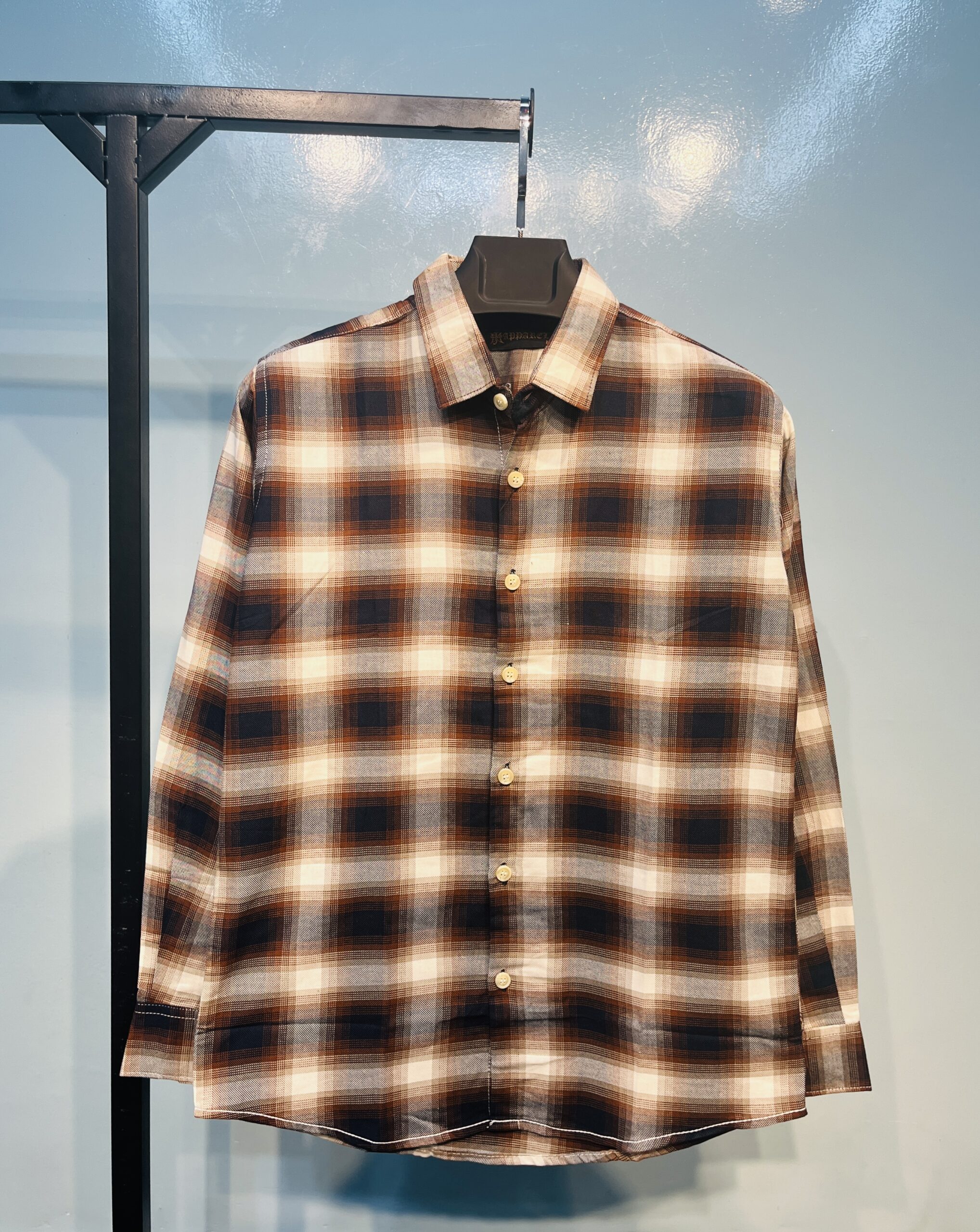 Full Sleeve Pocket Less Check Shirt