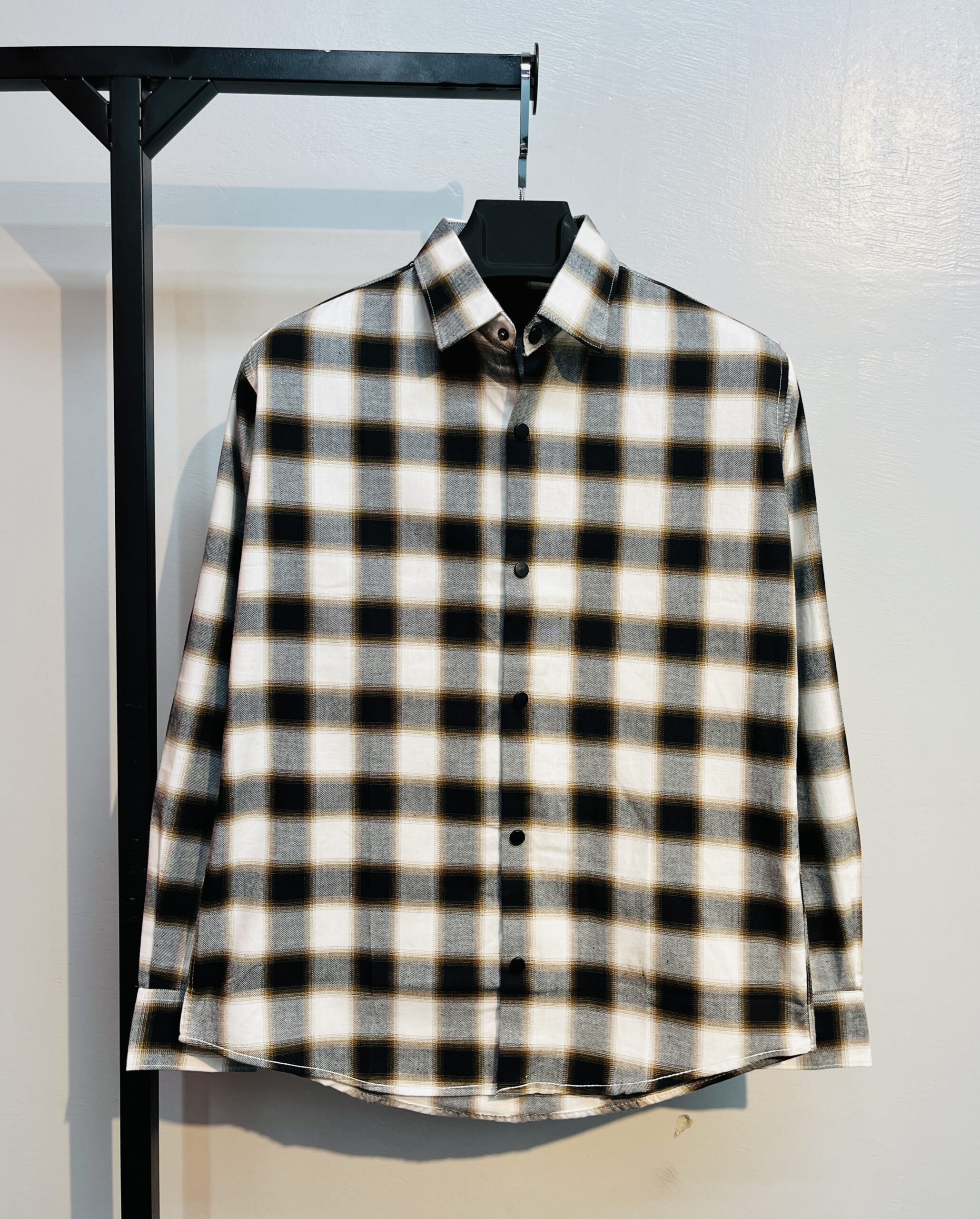 Premium Pocket-Less Check Shirt