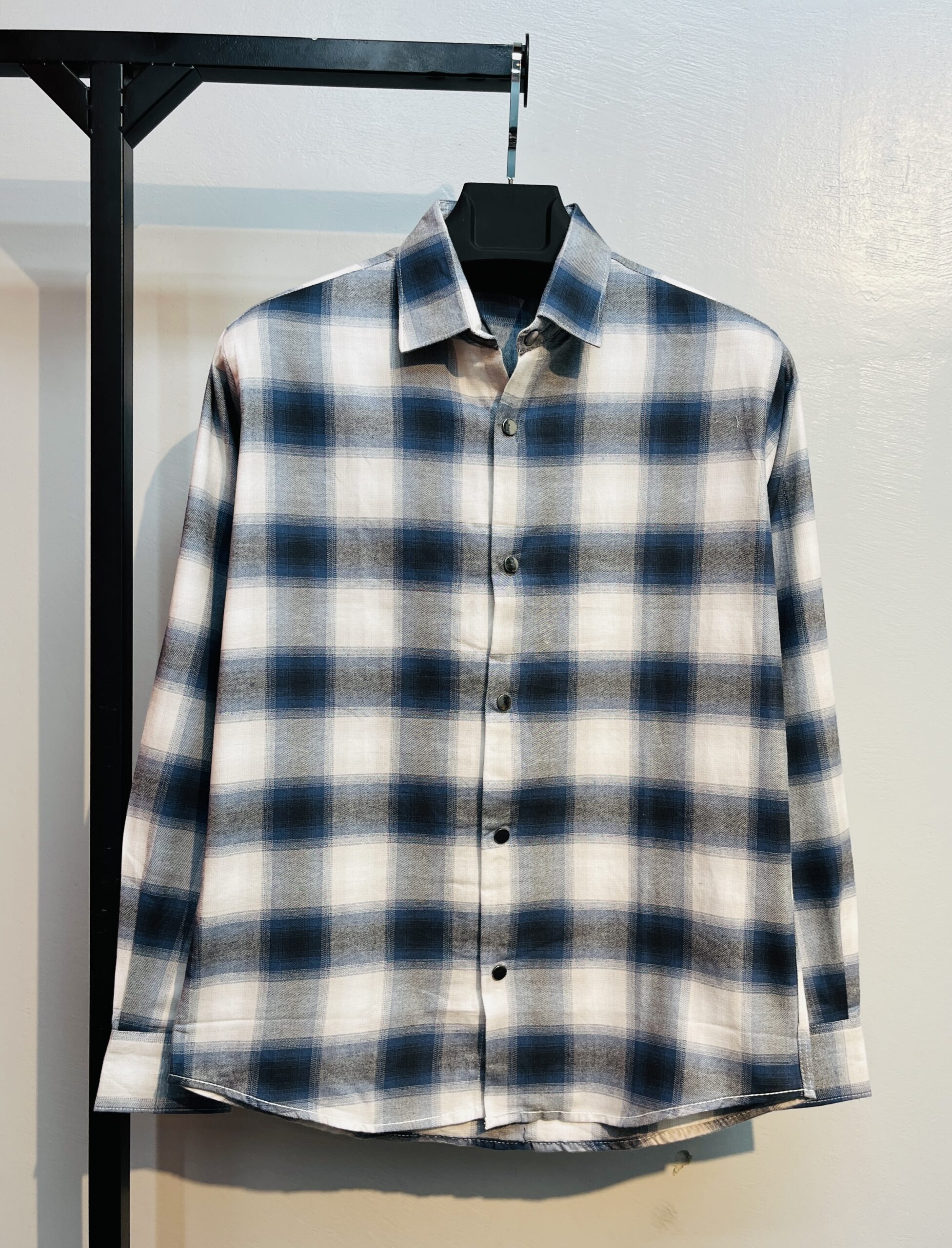 Premium Pocket-Less Check Shirt