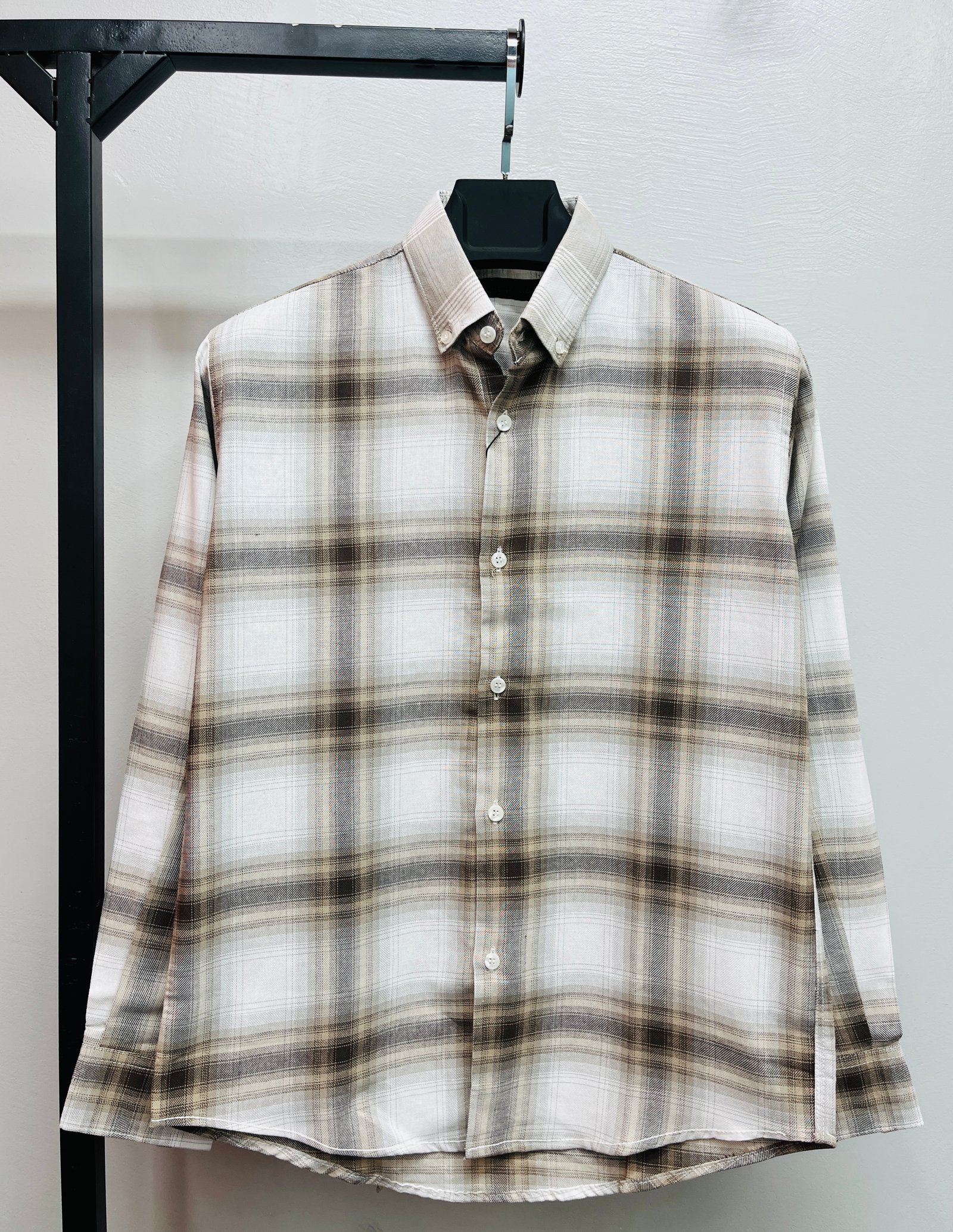 Premium Pocket-Less Check Shirt