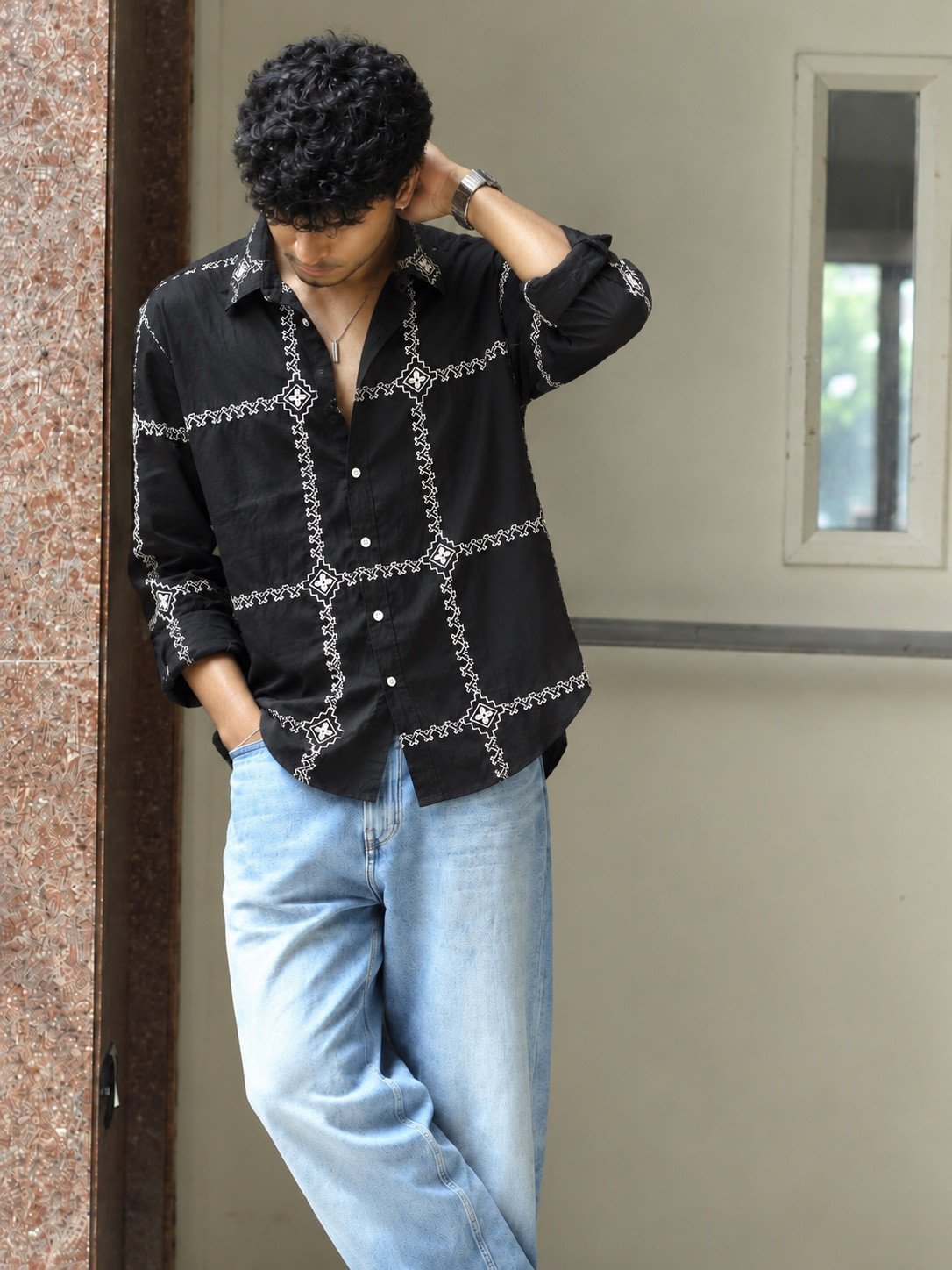 Milbas Royal Stitch Embroidery Shirt (Black)